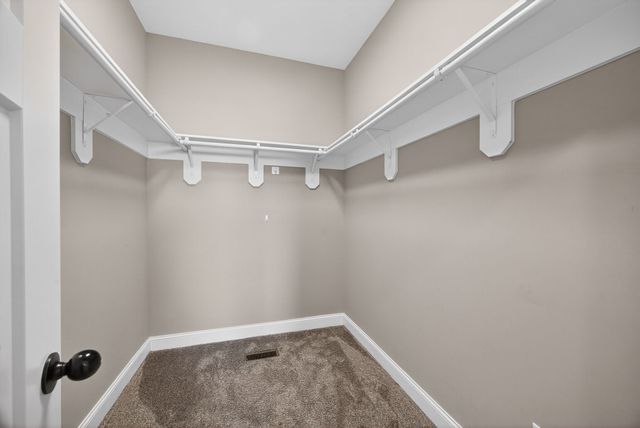 1347 Neil Rd, Chapel Hill, TN 37034