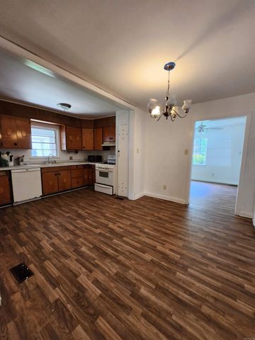 5 Neal Place, North Little Rock, AR 72217