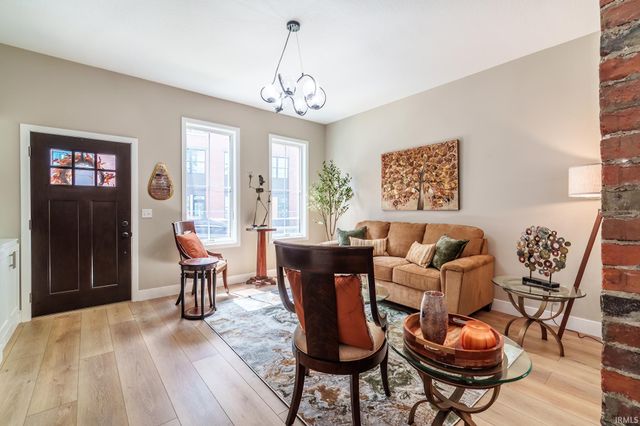 818 Lavina Street, Fort Wayne, IN 46802