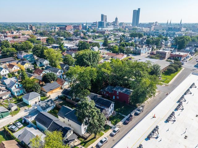 818 Lavina Street, Fort Wayne, IN 46802