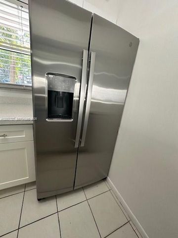 3261 NW 103rd Ter 102-D, Coral Springs, FL 33065