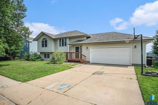 605 E Kevin Dr, Tea, SD 57064
