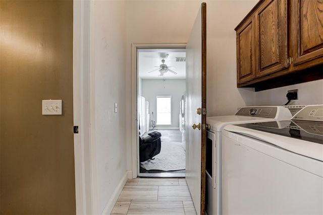 15915 NE 209th Street, Luther, OK 73054