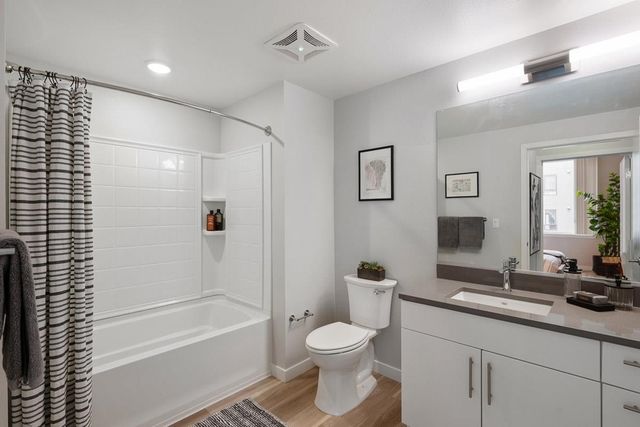 260 Brooklyn Basin Way 526, Oakland, CA 94606