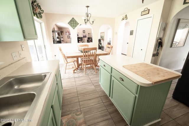 3284 TALISMAN Drive, Middleburg, FL 32068