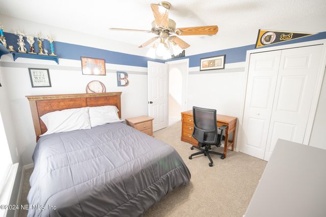 3284 TALISMAN Drive, Middleburg, FL 32068