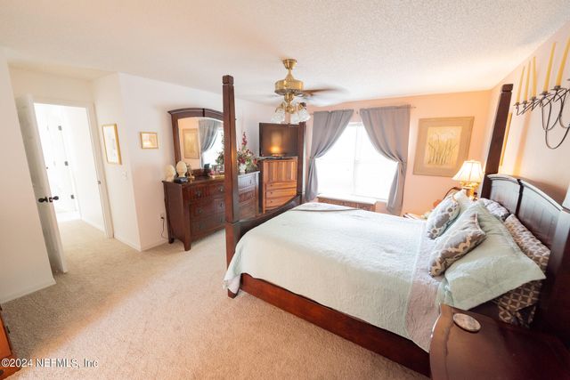 3284 TALISMAN Drive, Middleburg, FL 32068