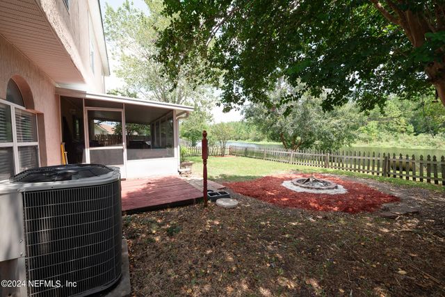 3284 TALISMAN Drive, Middleburg, FL 32068