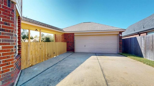 11303 Blossom Lake Court, Cypress, TX 77433