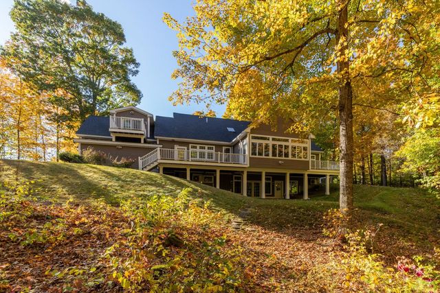22 MILLS FALLS Road, Barrington, NH 03825