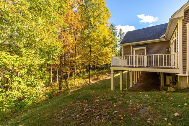 22 MILLS FALLS Road, Barrington, NH 03825