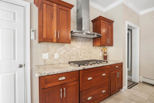 22 MILLS FALLS Road, Barrington, NH 03825