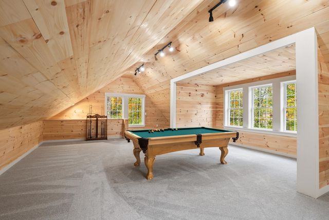 22 MILLS FALLS Road, Barrington, NH 03825