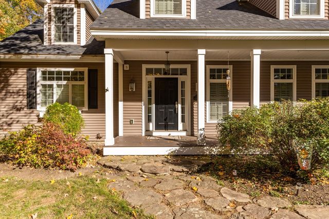22 MILLS FALLS Road, Barrington, NH 03825