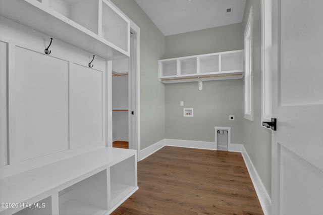 828 Lake Willow Way, Holly Ridge, NC 28445