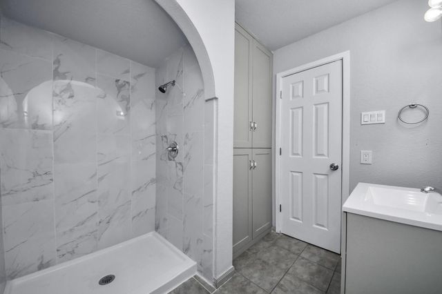 3019 Quail Valley East Drive, Missouri City, TX 77489