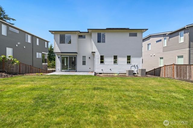 7962 112th Lane SE, Newcastle, WA 98056