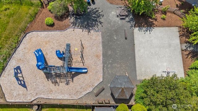 7962 112th Lane SE, Newcastle, WA 98056