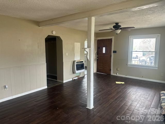 1323 7th Street, Statesville, NC 28677