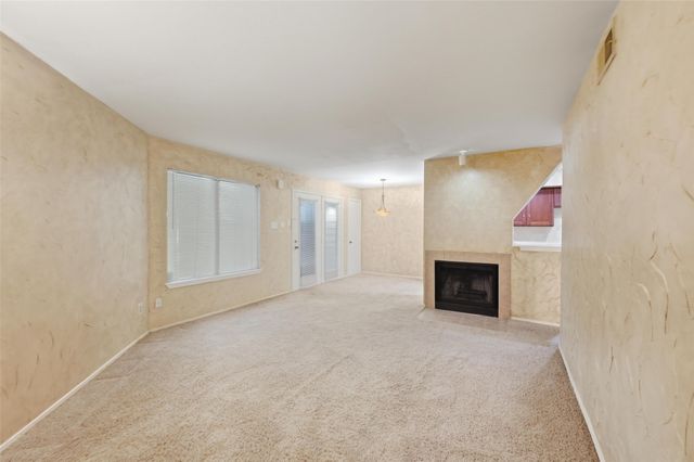 2311 Basil Drive C105, Arlington, TX 76006