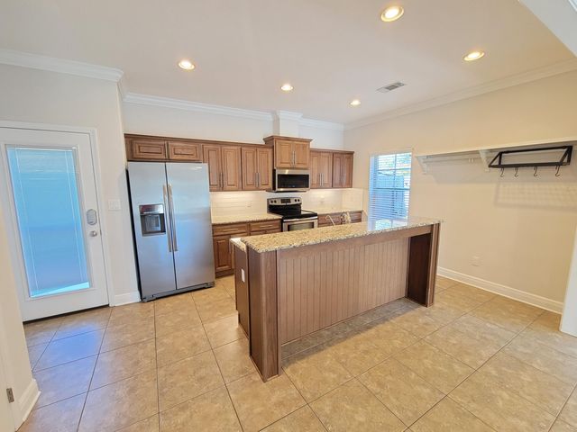 1921 Mooring Drive, Navarre, FL 32566