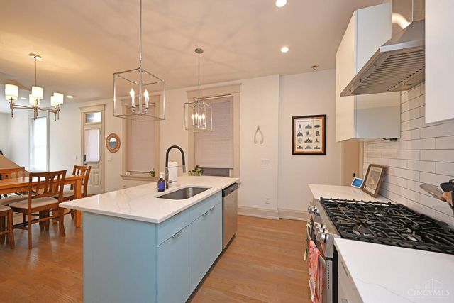 1921 Vine Street, Cincinnati, OH 45202