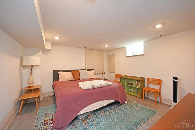 1921 Vine Street, Cincinnati, OH 45202