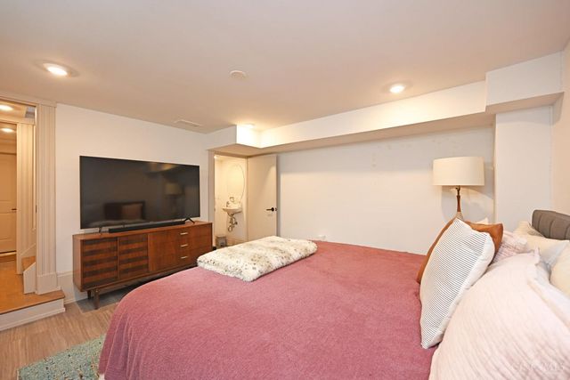 1921 Vine Street, Cincinnati, OH 45202