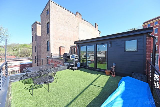 1921 Vine Street, Cincinnati, OH 45202