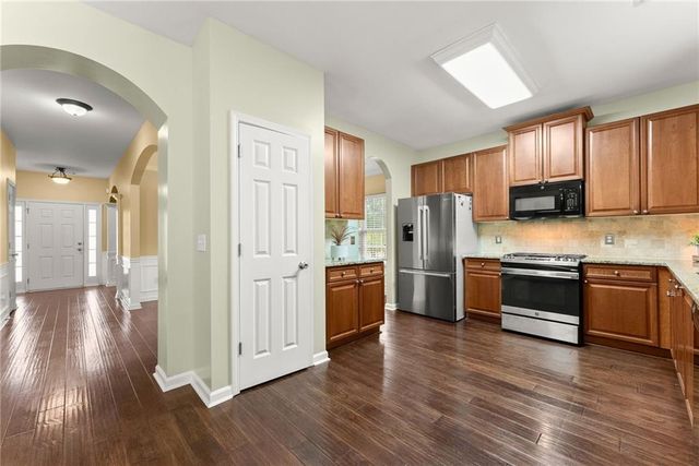 6615 Grove Meadows Lane, Cumming, GA 30028