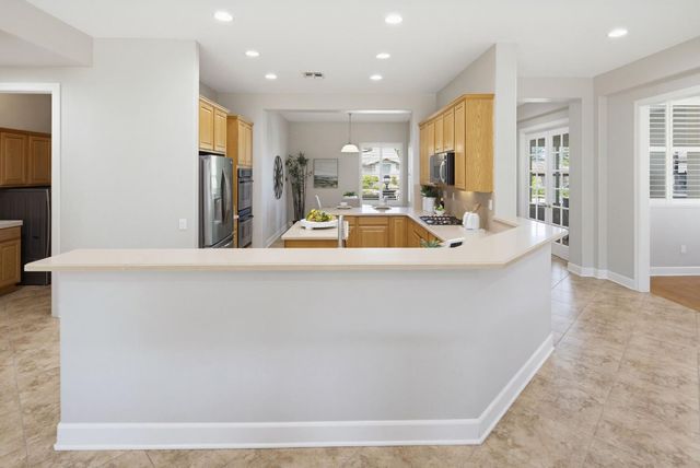 1781 Blackbird Ln, Lincoln, CA 95648