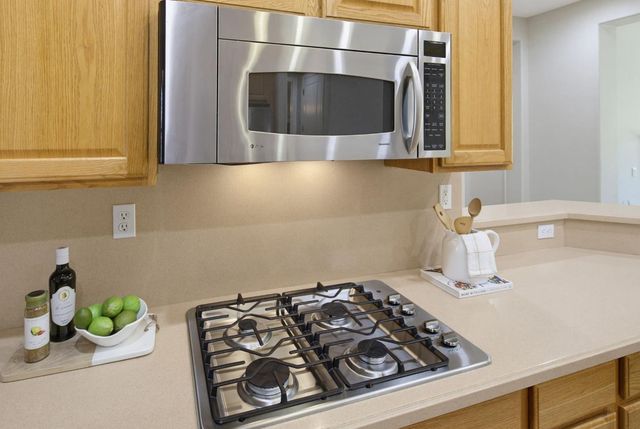 1781 Blackbird Ln, Lincoln, CA 95648