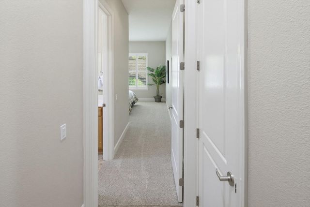 1781 Blackbird Ln, Lincoln, CA 95648