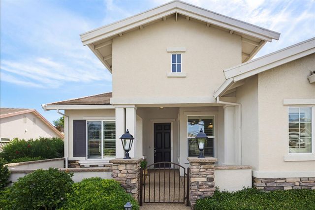 1781 Blackbird Ln, Lincoln, CA 95648