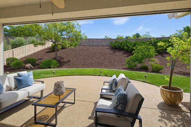 1781 Blackbird Ln, Lincoln, CA 95648