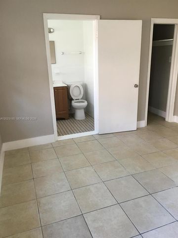 520 SW 4th St 4, Miami, FL 33130