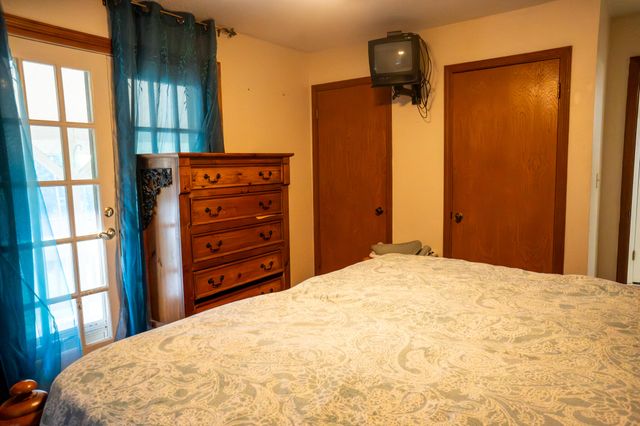 7001 S State Highway Ff, Brookline, MO 65619