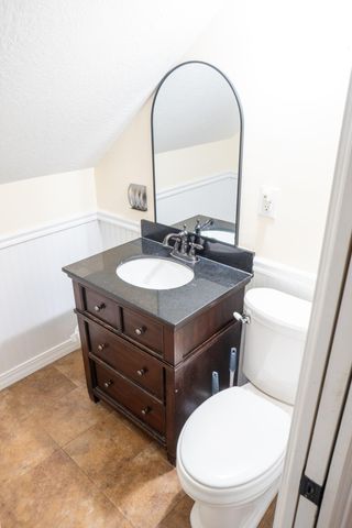 7001 S State Highway Ff, Brookline, MO 65619