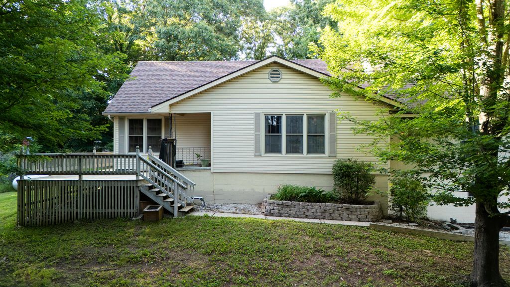 7001 S State Highway Ff, Brookline, MO 65619