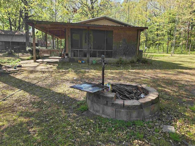 200 New Home Cemetery Road, Pine Bluff, AR 71603