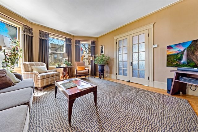 3 Moultrie St, Boston, MA 02124