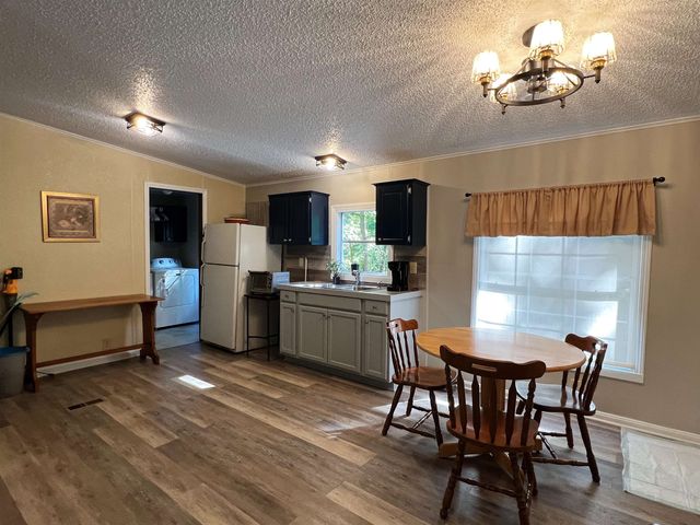 434 Johnson Rd, Roebuck, SC 29376
