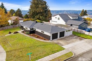 2456 N Narrows Drive, Tacoma, WA 98406