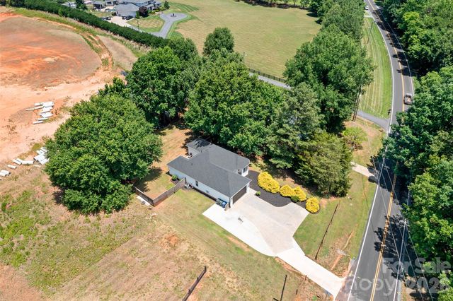 12601 Mayes Road, Huntersville, NC 28078