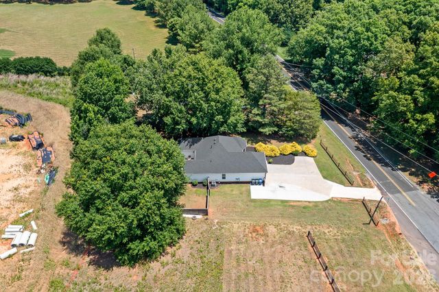 12601 Mayes Road, Huntersville, NC 28078