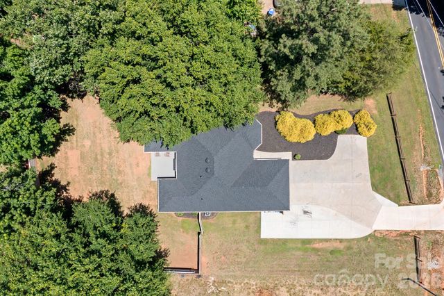 12601 Mayes Road, Huntersville, NC 28078