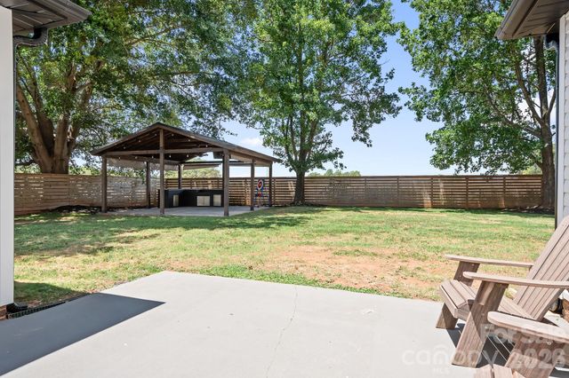 12601 Mayes Road, Huntersville, NC 28078