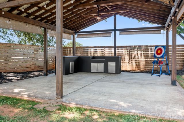 12601 Mayes Road, Huntersville, NC 28078