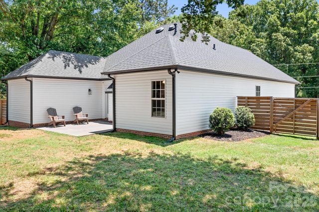 12601 Mayes Road, Huntersville, NC 28078