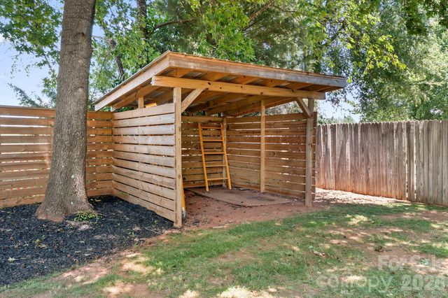 12601 Mayes Road, Huntersville, NC 28078